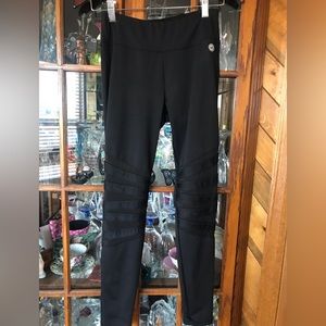 ♥️♥️Hollister work out leggings, size Small♥️♥️